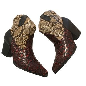 Faux Snake Skin Two Tone Western Style Heeled Booties
